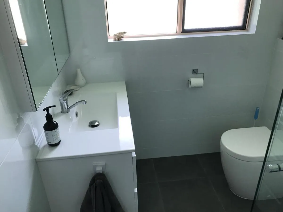 Bed & Breakfast Noosa Lake Weyba Weyba Downs Australia